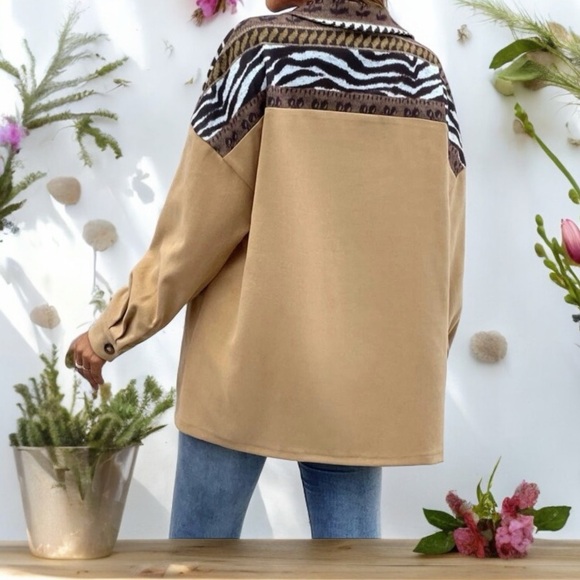 Boho Blouse Oversized Button Down Neutral Animal Print Shacket Jacket - Picture 2 of 5